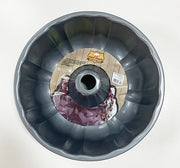 תבנית מתכת לעוגה עם חור