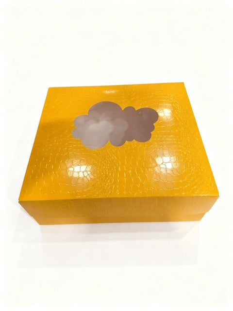 קופסאת קרטון + חלון צהוב