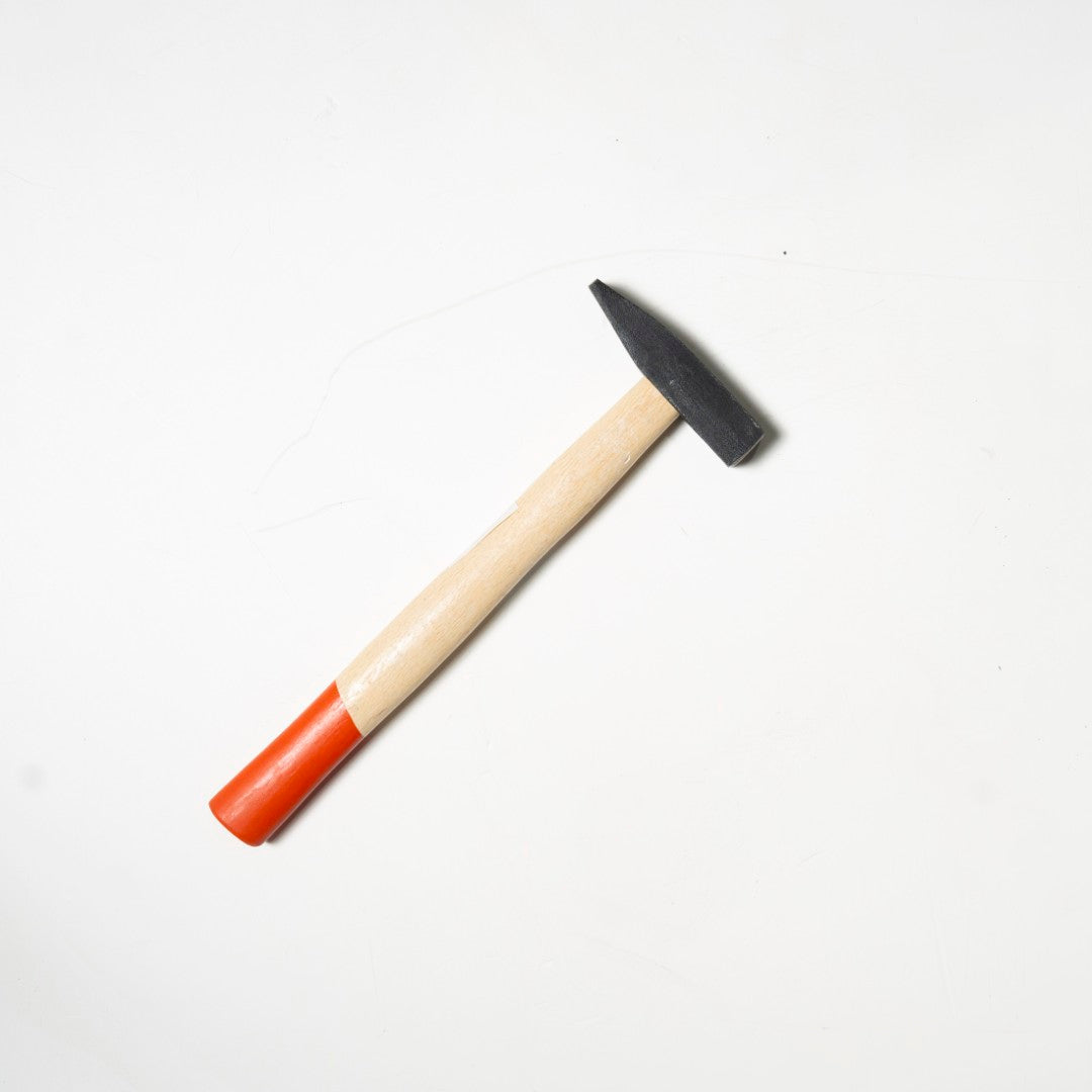 פטיש קטן ידית עץ
