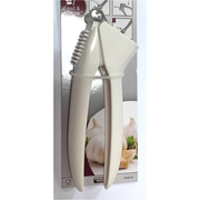 מועך שום פלסטיק + ניקוי